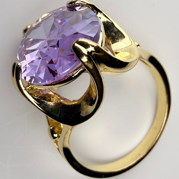 Gold Tone Kunzite Ring - Picture 4 of 14